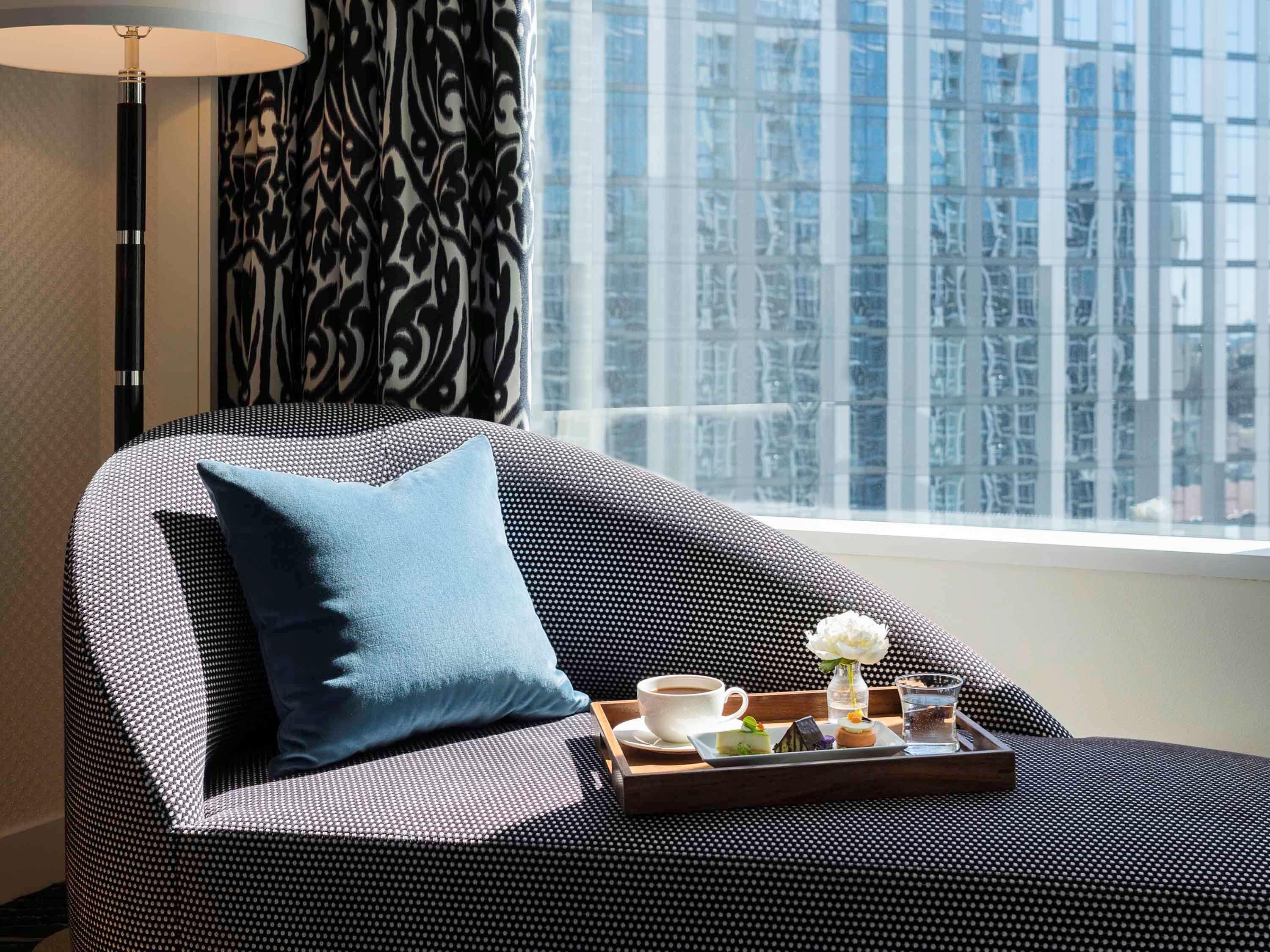 Sofitel Chicago Magnificent Mile Ξενοδοχείο Εξωτερικό φωτογραφία A room at the hotel