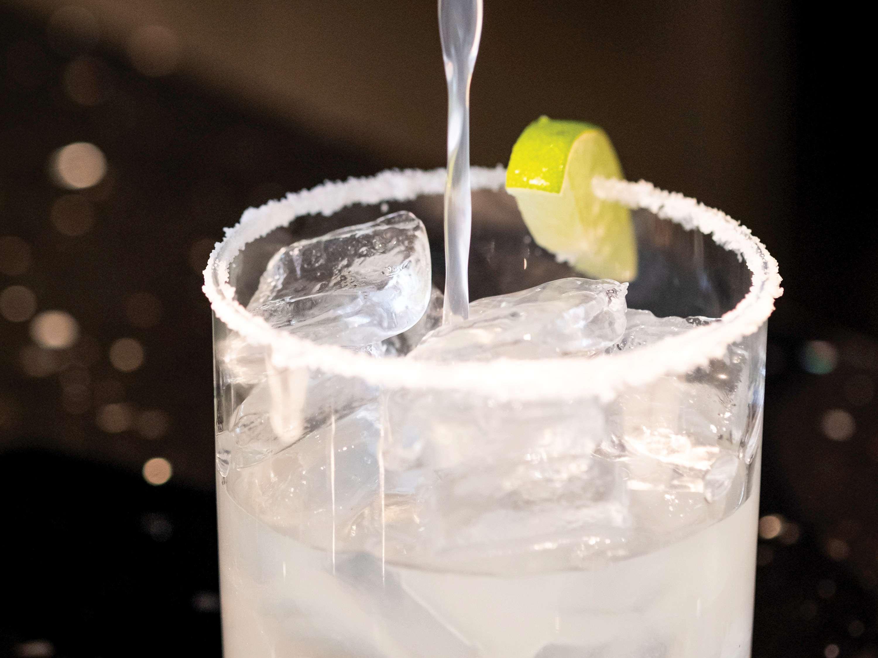 Sofitel Chicago Magnificent Mile Ξενοδοχείο Εξωτερικό φωτογραφία A margarita