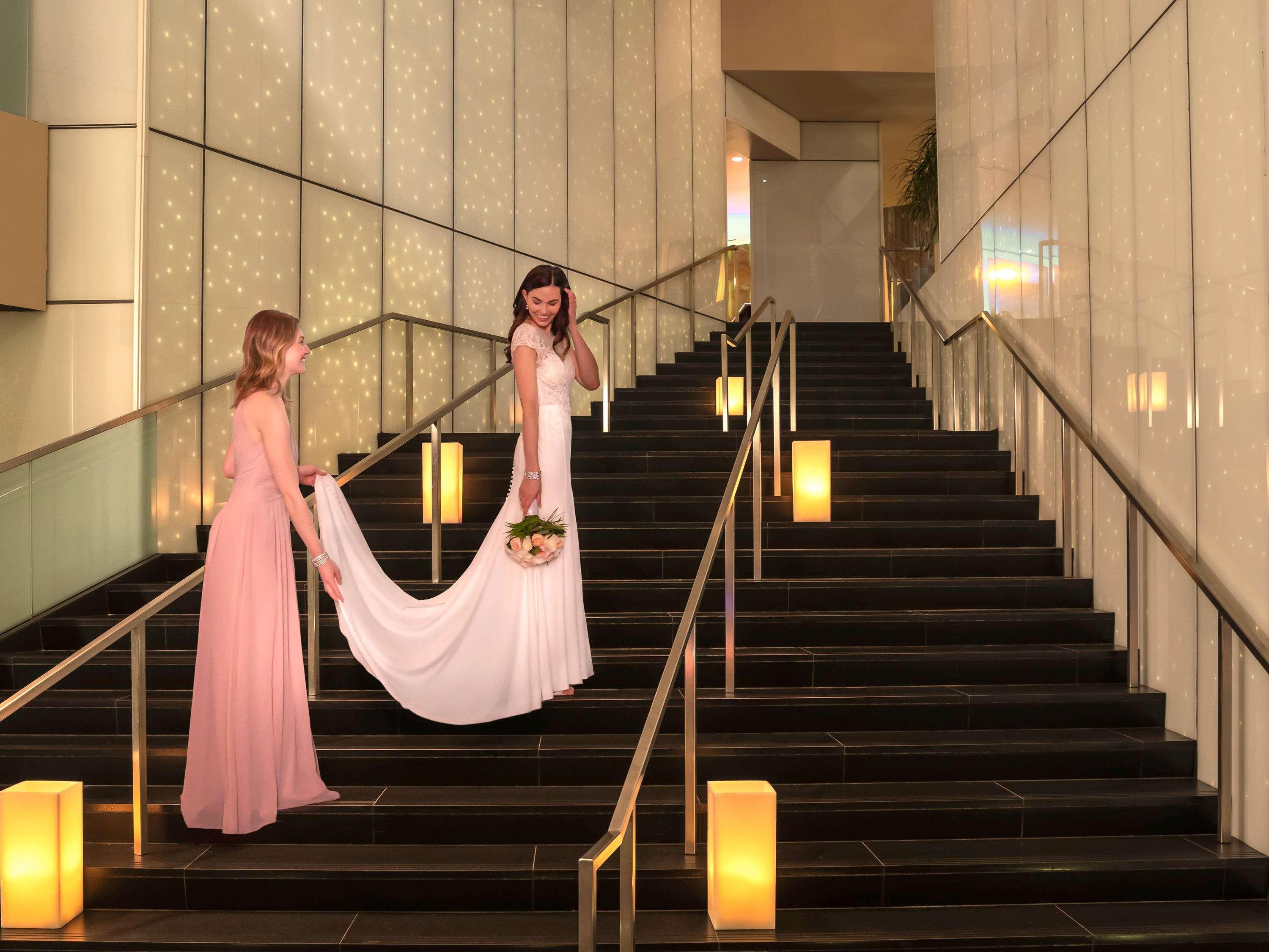 Sofitel Chicago Magnificent Mile Ξενοδοχείο Εξωτερικό φωτογραφία Wedding at the hotel